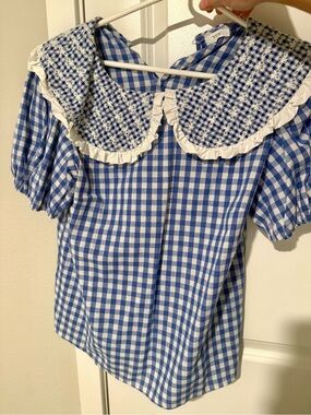 Avara Boutique Top Small NWOT